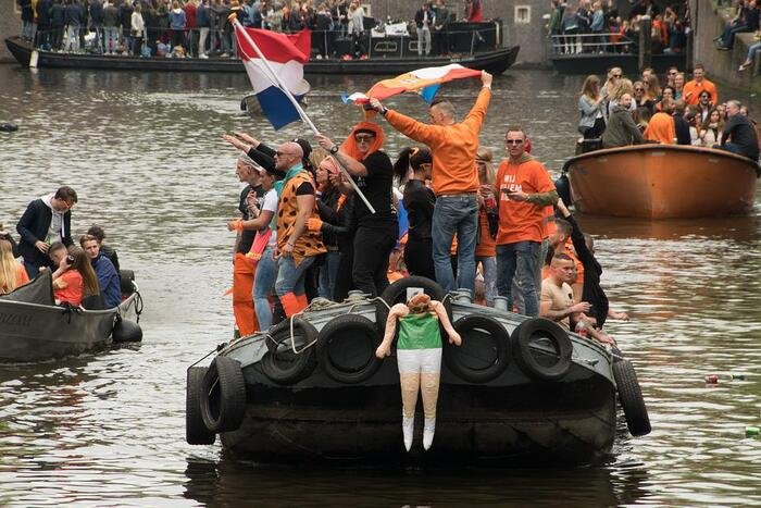 Vier zeker uitgebreid Koningsdag